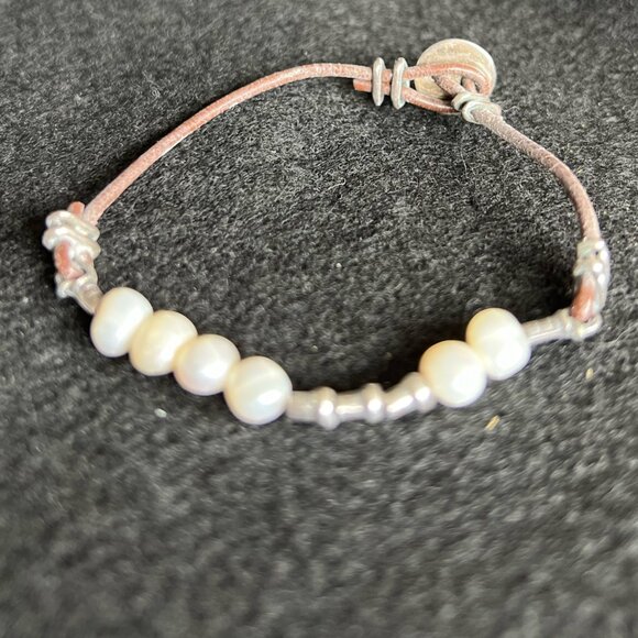Silpada Boho 925 & Freshwater Pearl Leather Bracelet - Picture 2 of 4